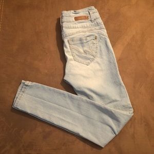 Wallflower Authentic Jeans
